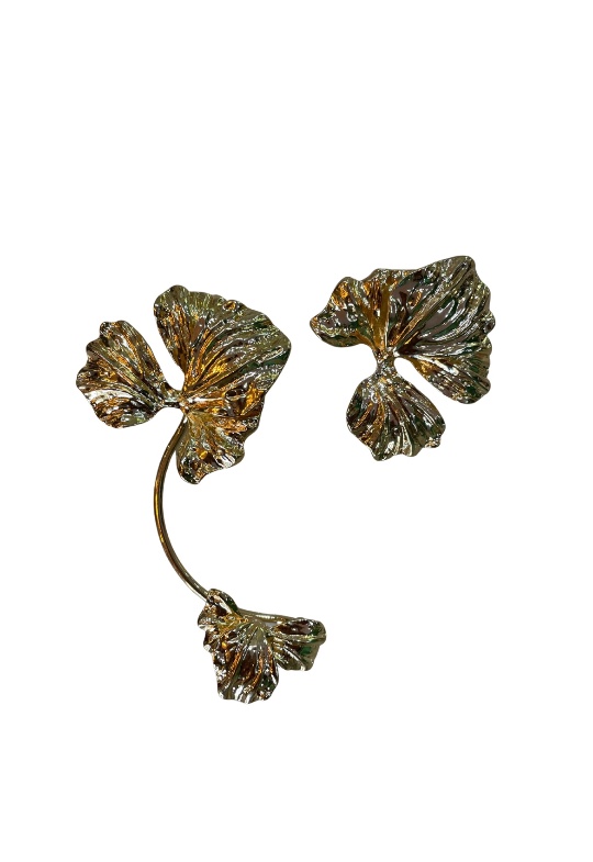 BRINCO EARCUTT DOURADO