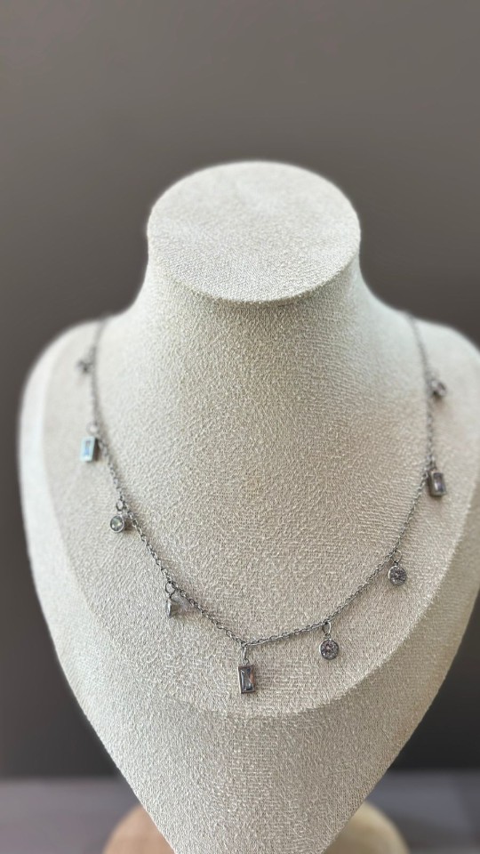 COLAR PINGENTE PRATA