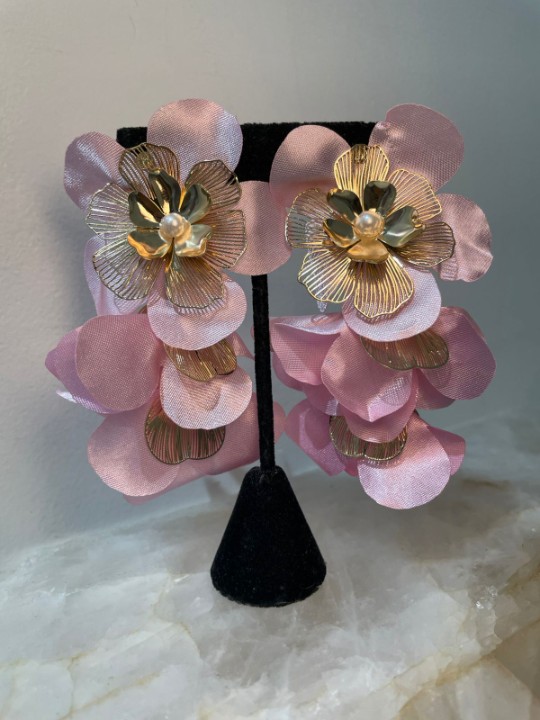 BRINCO FLOR BOHO